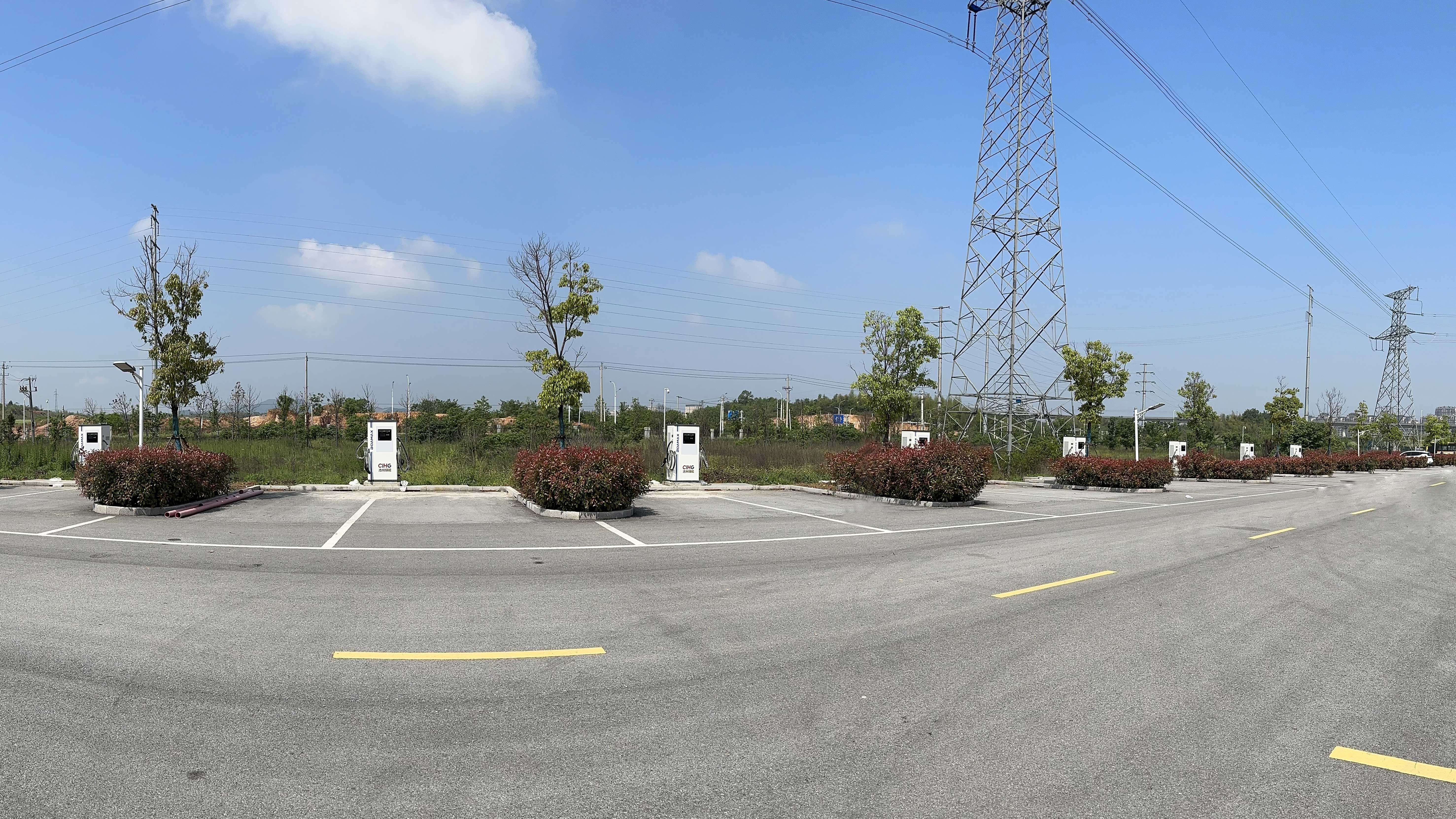 宝馨科技池州市城南停车场充电站项目（一期）正式送电